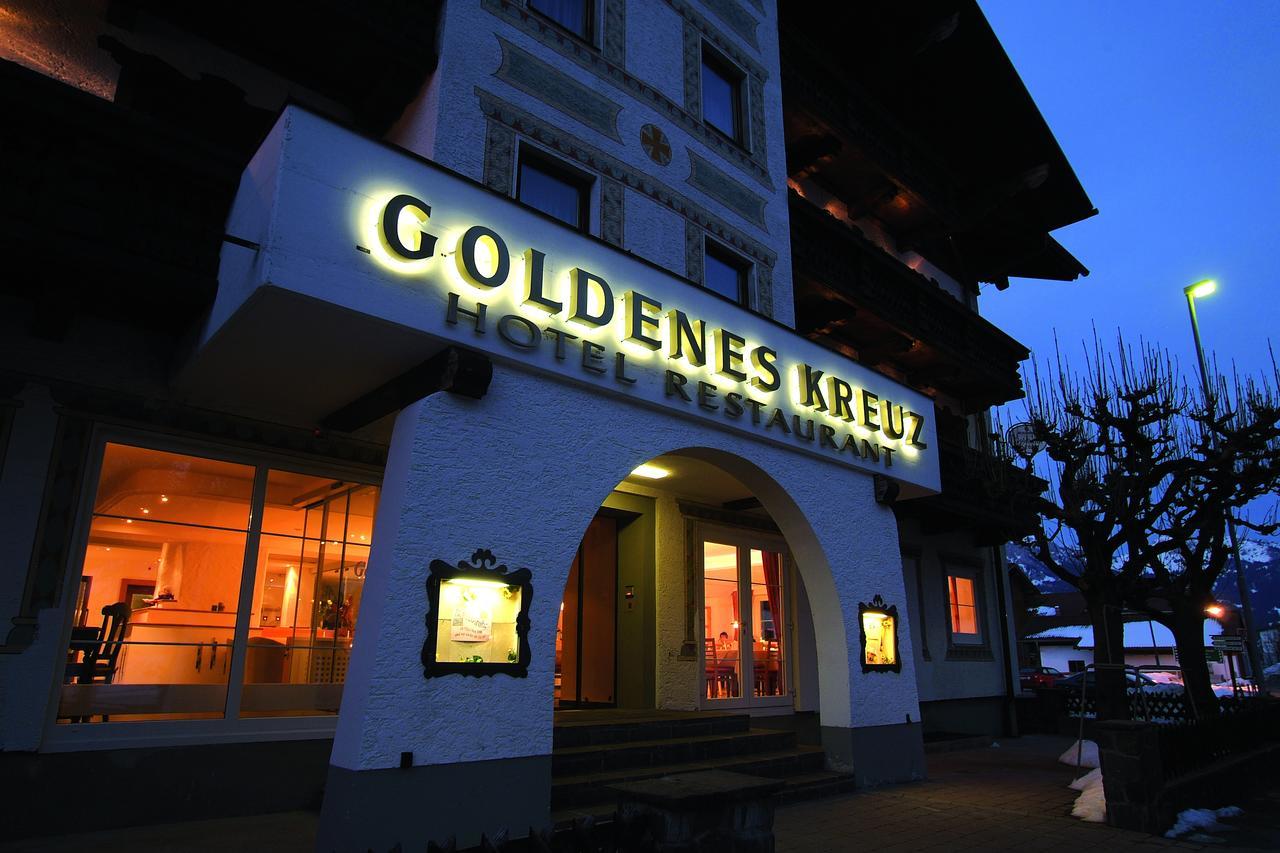 Hotel Goldenes Kreuz Tannheim Exterior foto